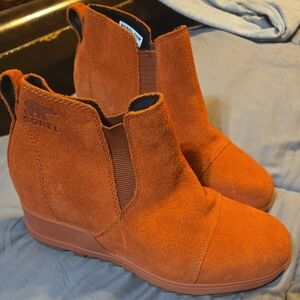 Sorel Women's Suede Chelsea Wedge Booties - Rust Orange